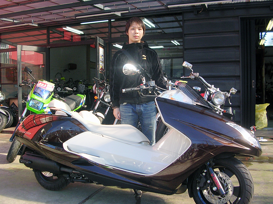 241025maxamsatousama.jpg