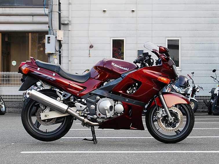 23107zzr1.jpg