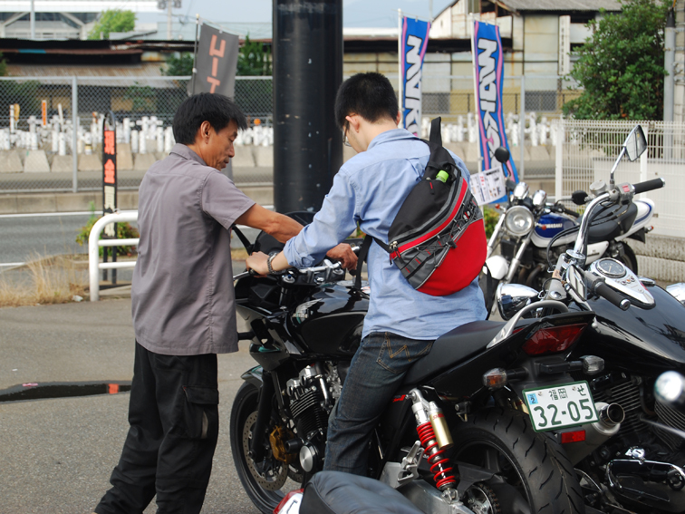 DSC_cb400_ono.jpg
