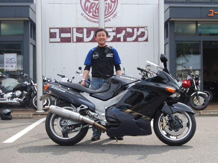 DSC_zzr1100_asahisa.jpg