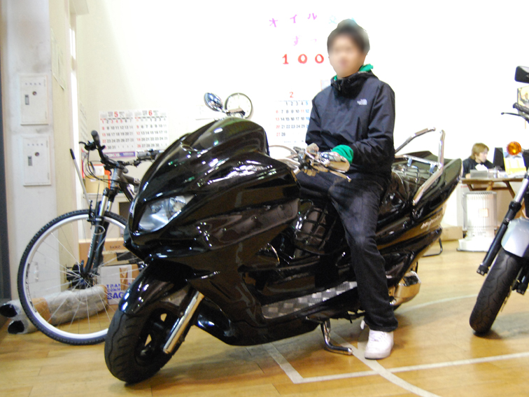 aokimaje000.jpg