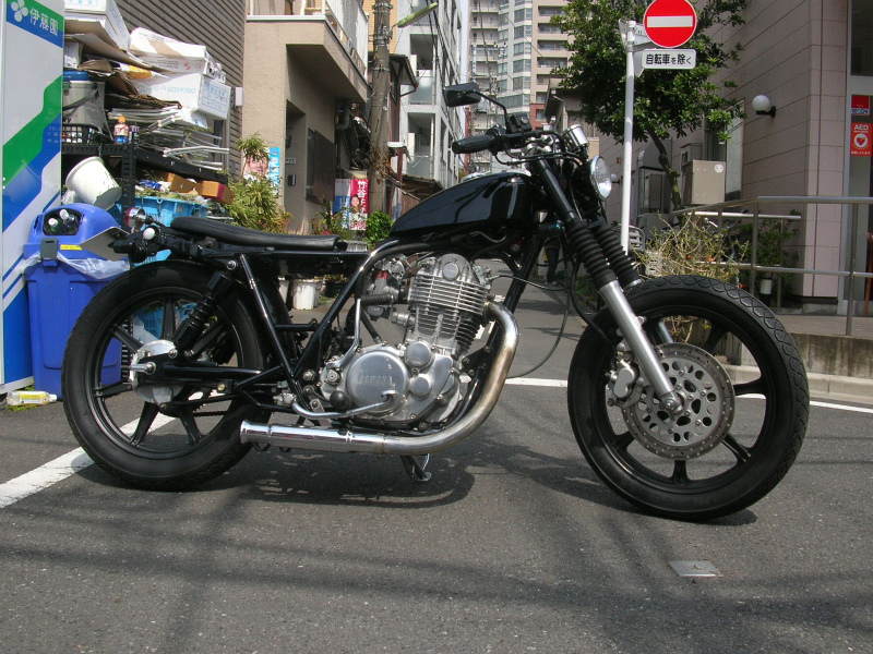 1271761396_s.jpg