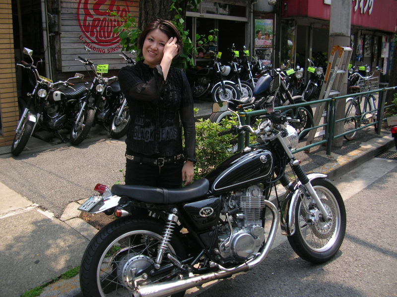 1275006299_s.jpg
