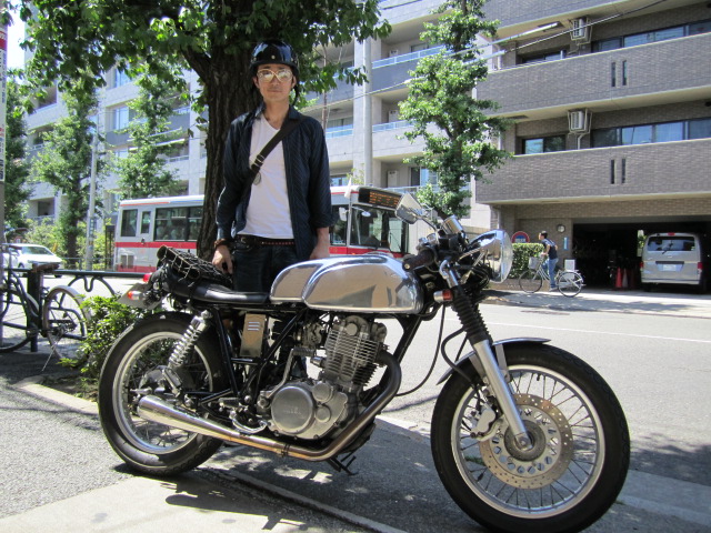 ユートレ世田谷店ブログ Sr400のカスタムを中心にバイクのことならユートレーディングにお任せください