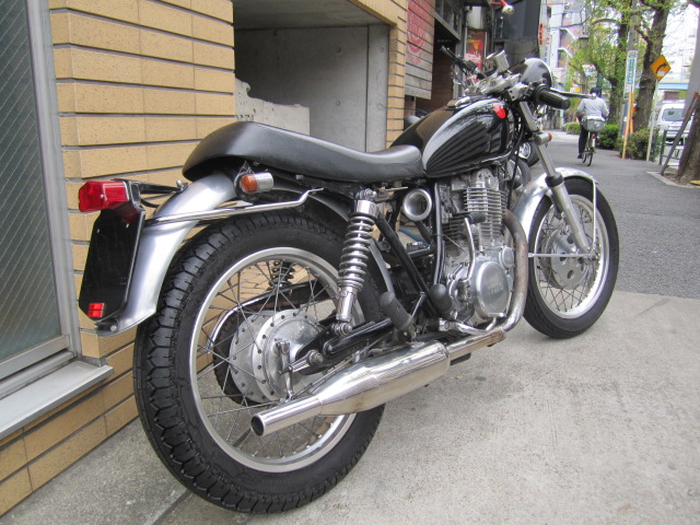 自動車/バイクWM SR400用　シート